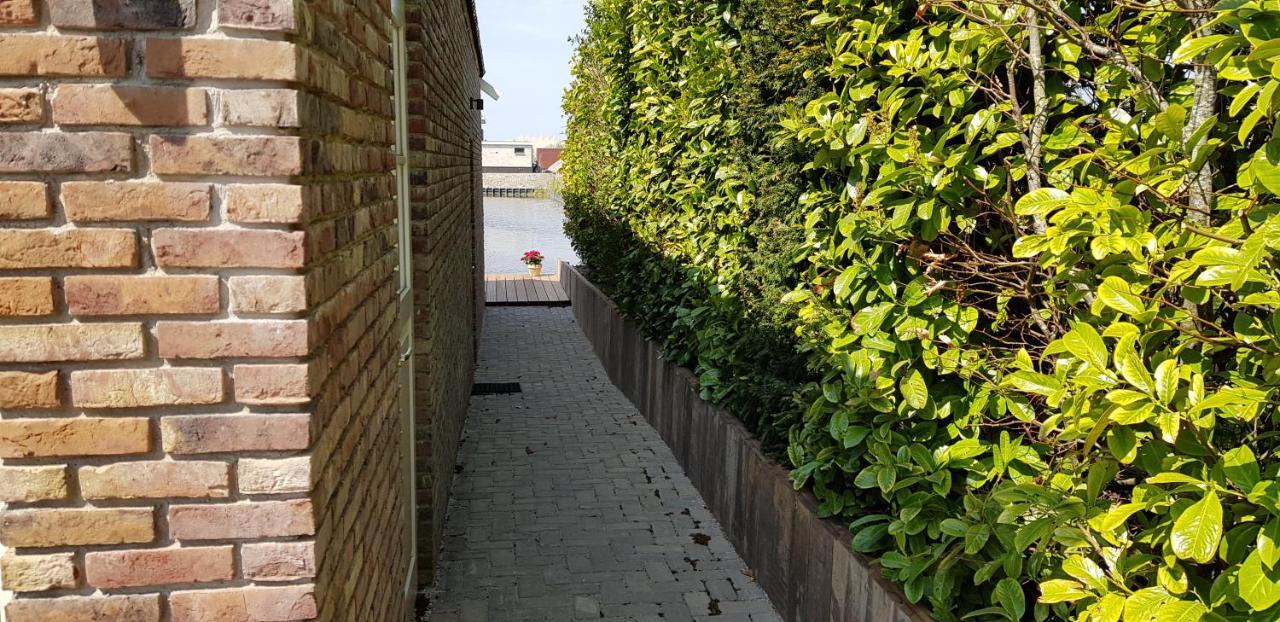 Prachtig Vrijstaand Appartement Aan Het Water 海尔许霍瓦德 外观 照片