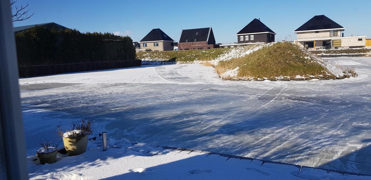 Prachtig Vrijstaand Appartement Aan Het Water 海尔许霍瓦德 外观 照片